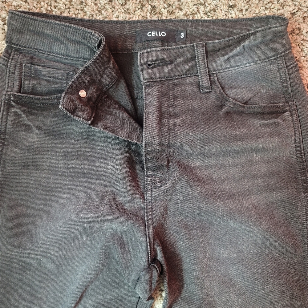 Jeans - Picture 3 of 5